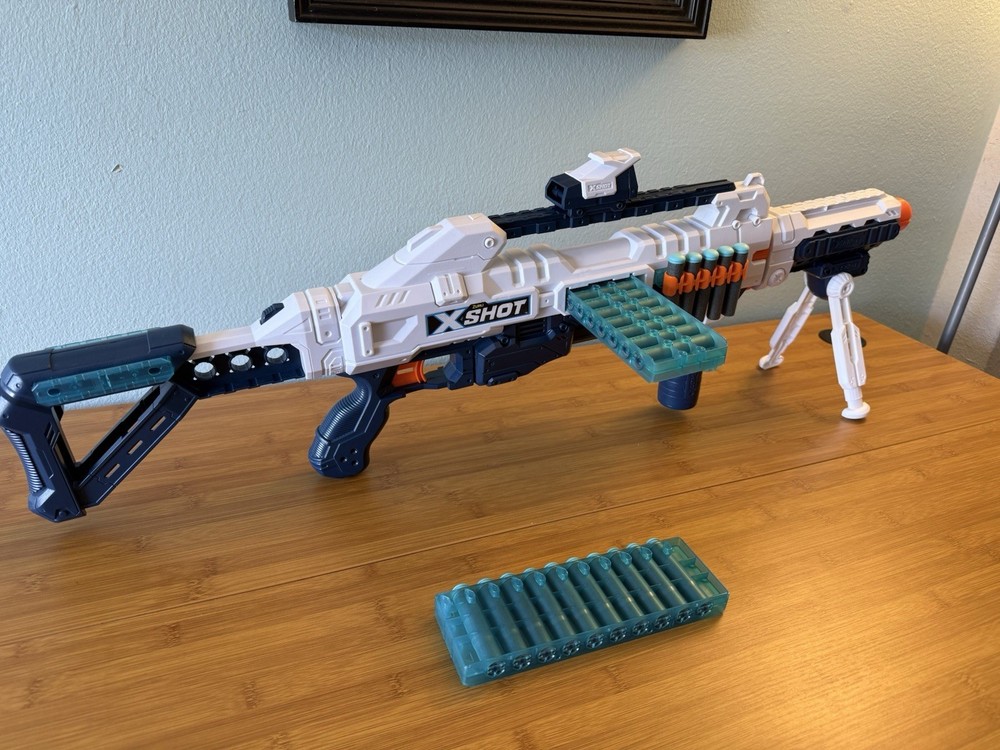 Zuru Xshot Foam Blaster Rifle + Extras