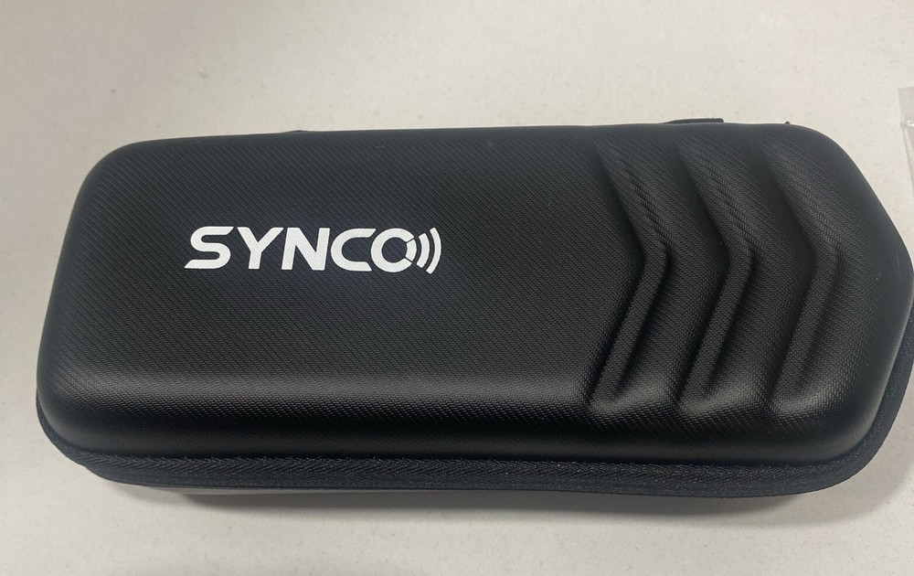 SYNCO G2 Wireless Lavalier Microphone System for Camera Tablet Phone Vlog