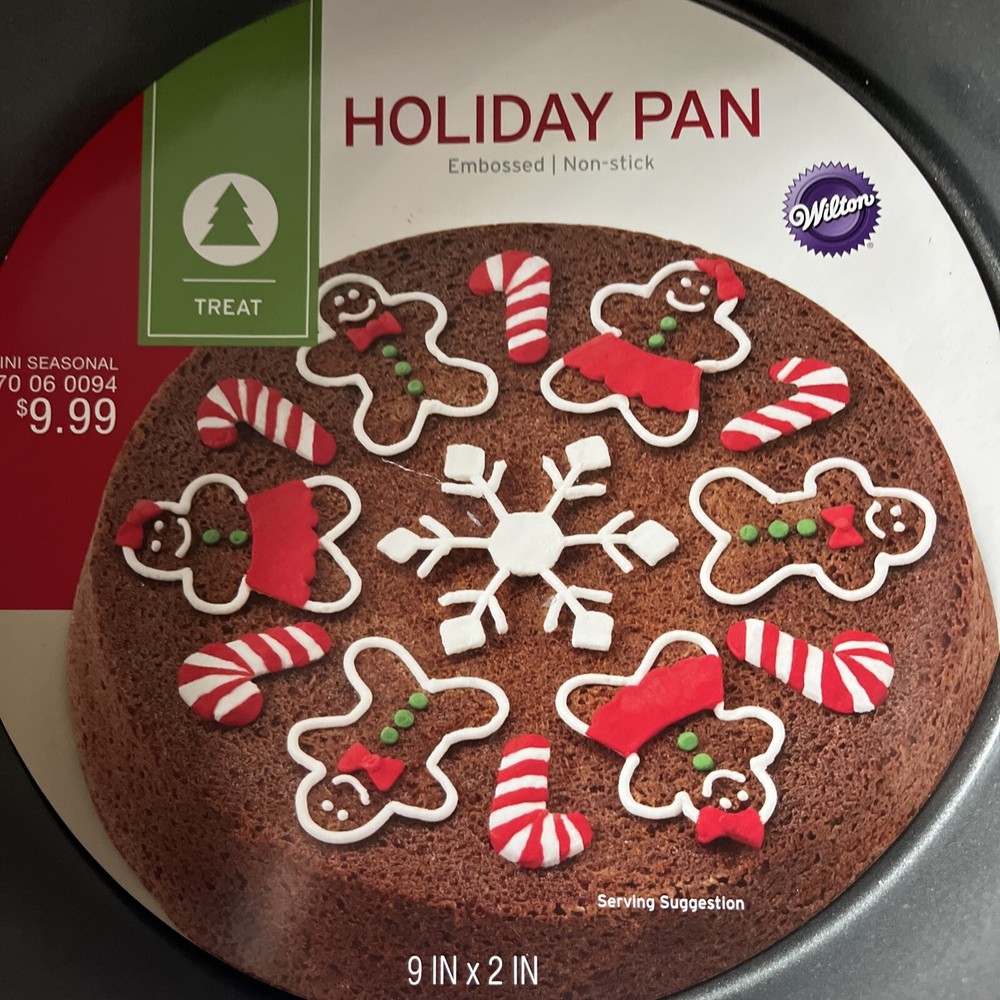 wilton Holiday Pan NWT 9” x 2”