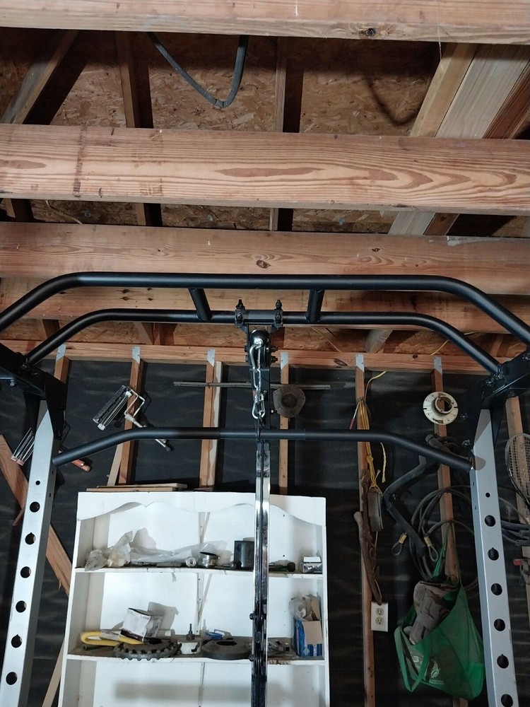 Heavy duty power rack with latpull attachment with 300-lbs weight set 