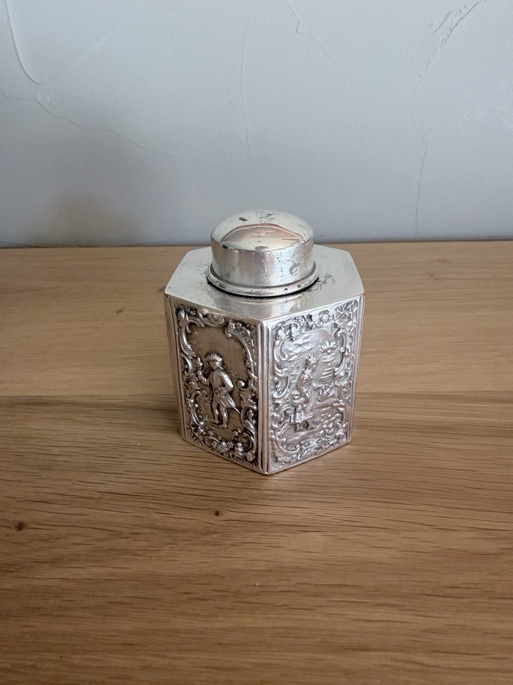 VINTAGE WEBSTER SILVERPLATED SIX SIDED TEA CADDY #3225-(1)