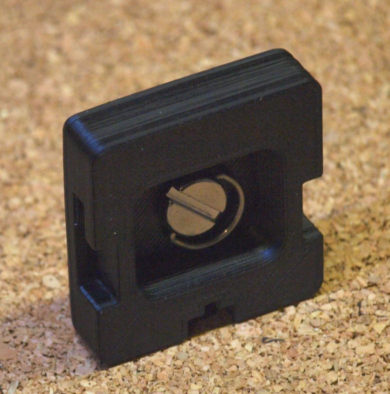 Quick release plate for tripod, Vanguard QS-01 replacement