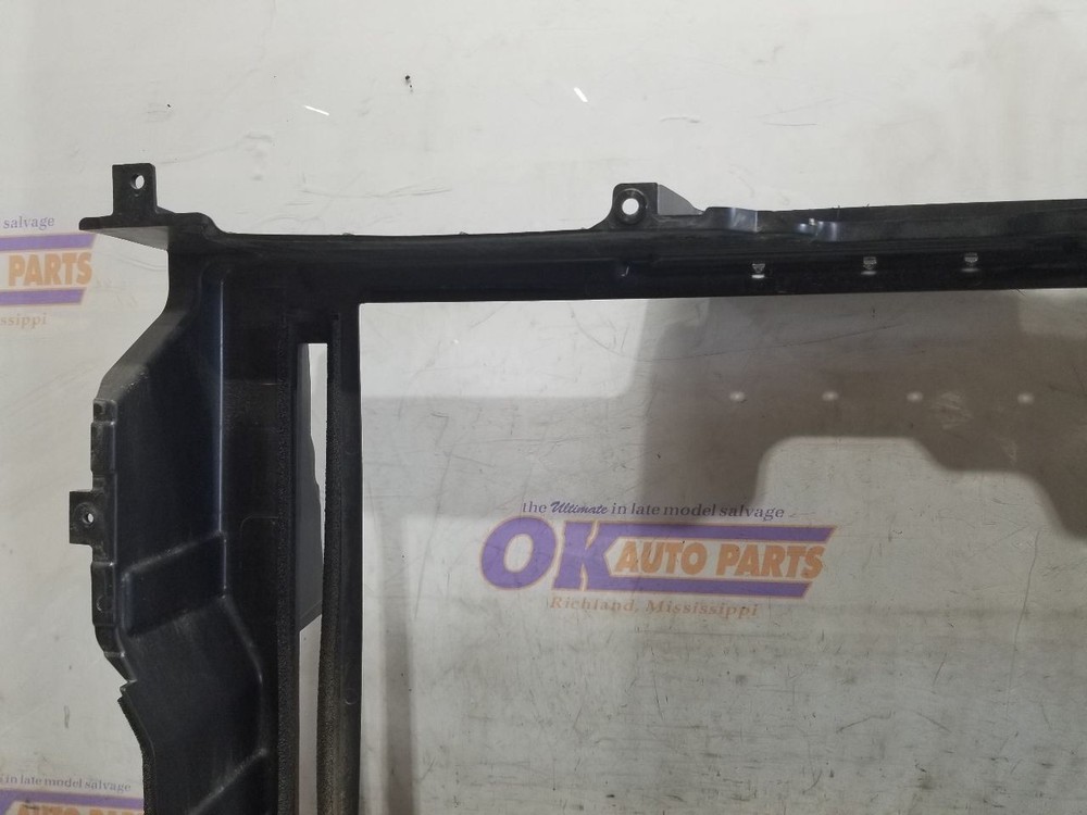 21 2021 KIA TELLURIDE FRONT AIR SHUTTER