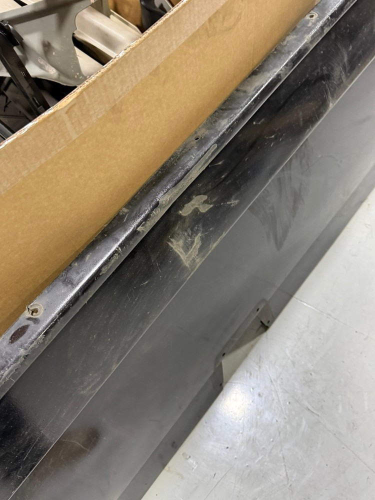 Freightliner Cascadia Left Side Fairing Panel Side Skirt 2008-2017