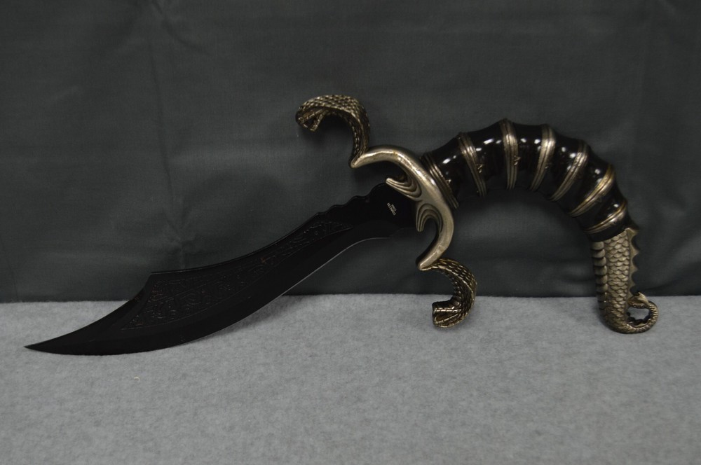 Double Snake Head Scorpion Tail Decorative Dagger