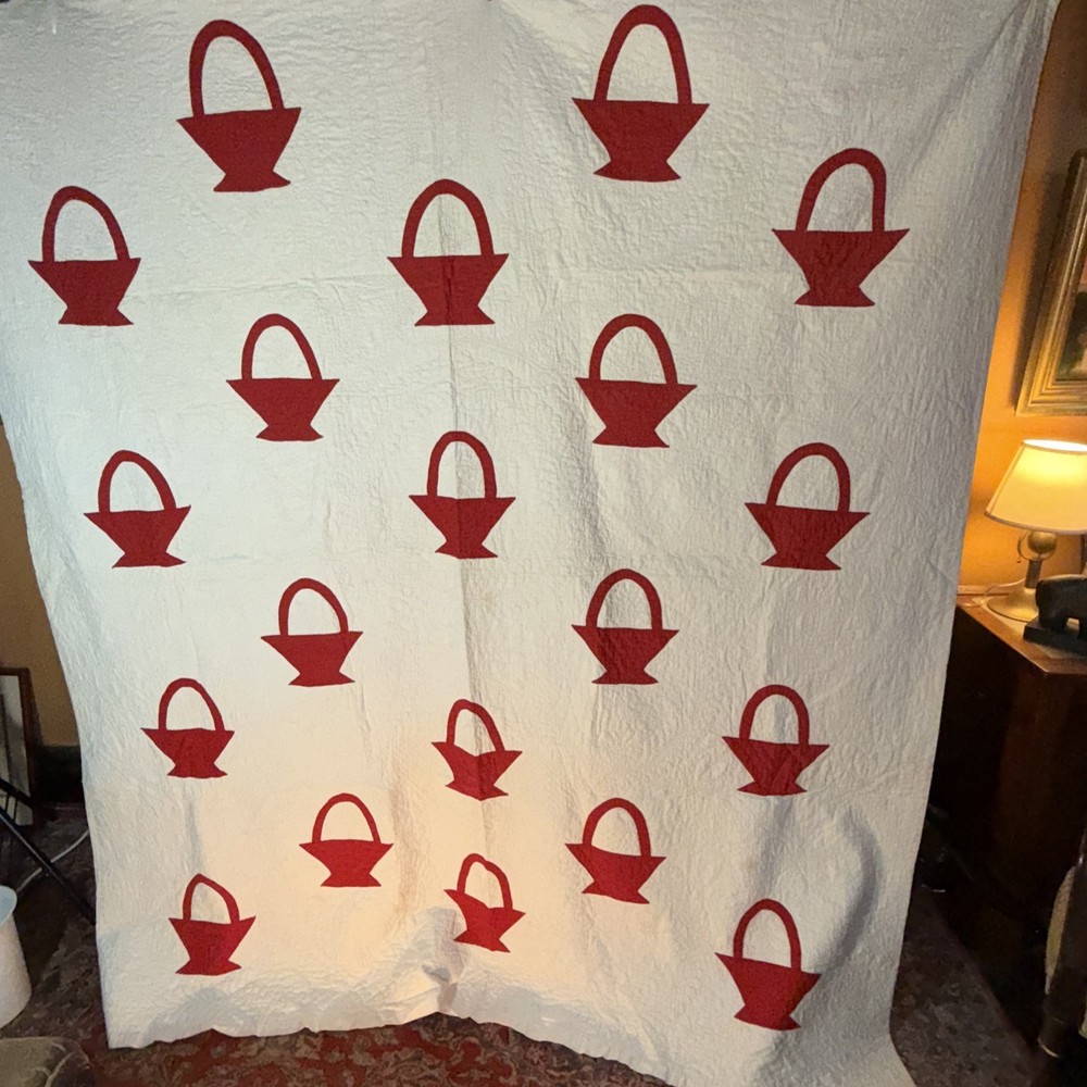Charming Basket Quilt .  QUILTING !!