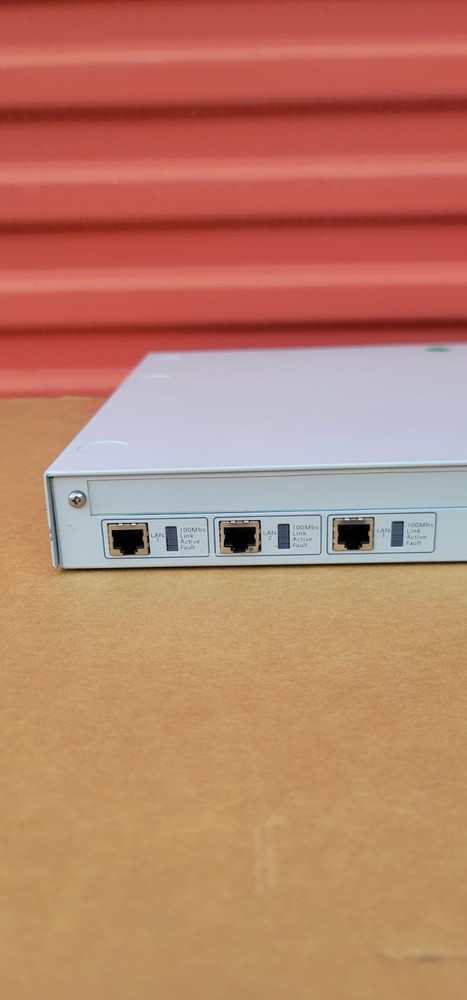 Motorola S6000 ST6000C-S6000 Multi-Protocol Router CLN1780L
