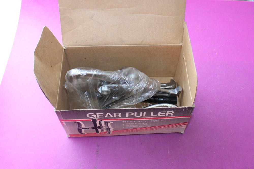 NOS Rotary Gear Puller. Part 9021. 32-9021. 6" size. See pic.