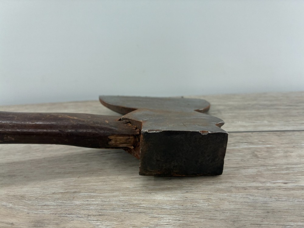 Vintage Guaranteed Plumb Broadhead Single Beveled Edge Hewing Axe Hatchet Tool