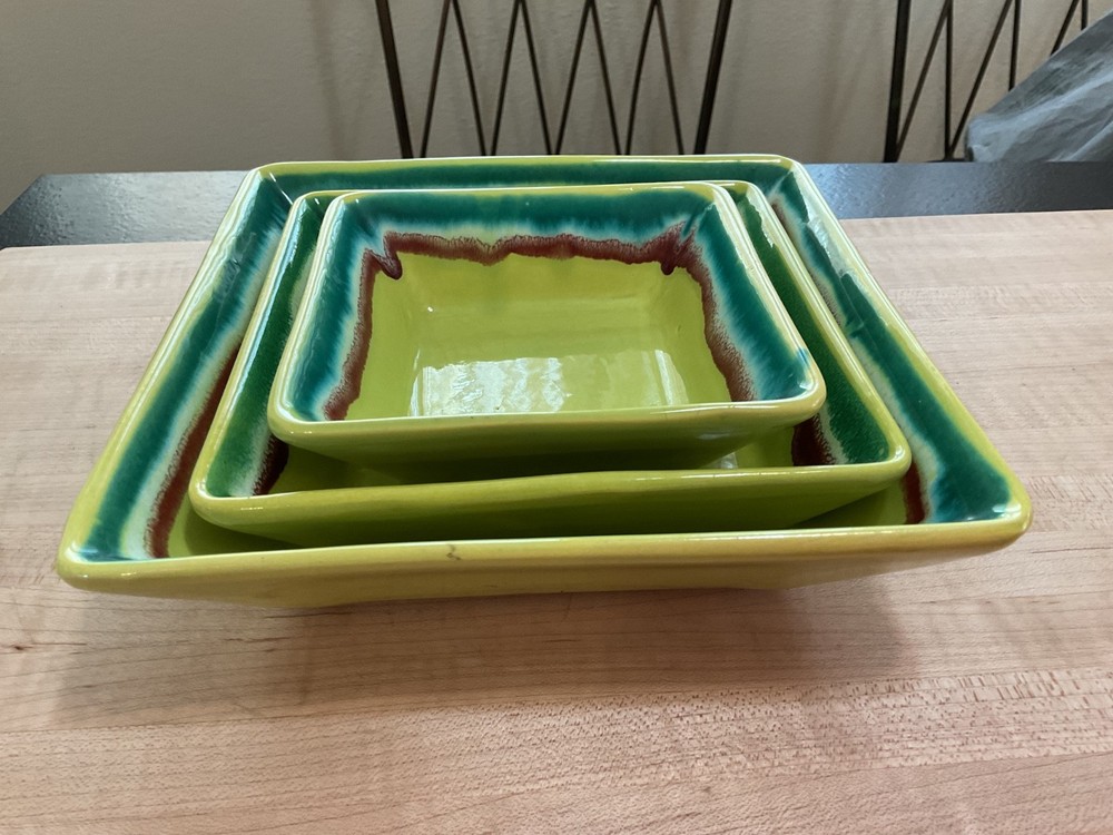Californa Pottery Lime Green Square Nesting Dishes