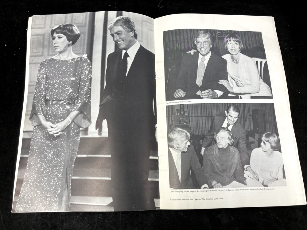 1977 SAME TIME NEXT YEAR SOUVENIR THEATRE PROGRAM, DICK VAN DYKE & CAROL BURNETT