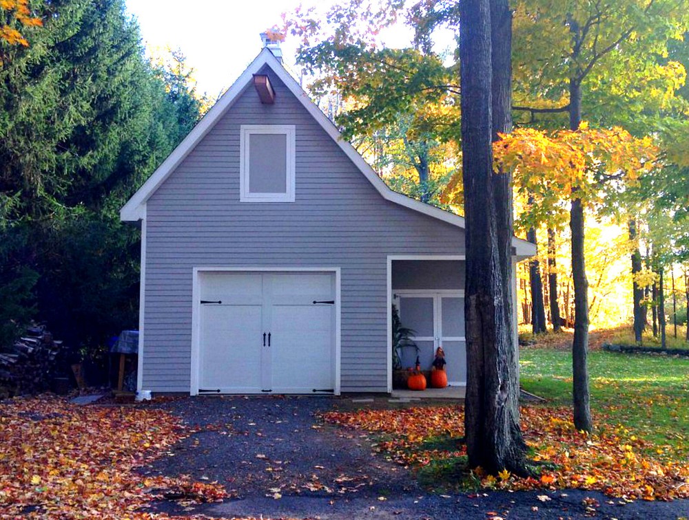 5 Mini-Barn Designs - Customizable Little Pole-Barn Plans for Your Backyard (B3)