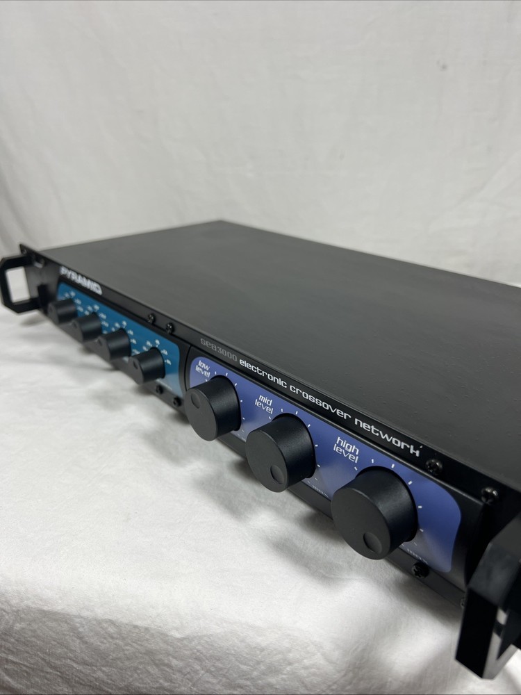 (NICE) 🔥 Pyramid SEA3000 Electronic Crossover Network Rack Mount SEA3000 TESTED