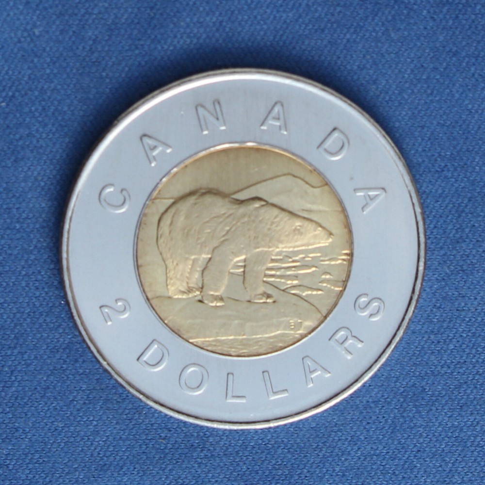 Canada 2009 Toonie 2$ from a Mint Roll (Normal Reverse)