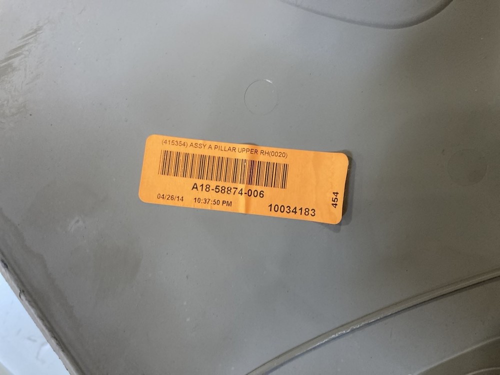 Freightliner CASCADIA PLASTIC Right/Passenger A PILLER Trim/Panel