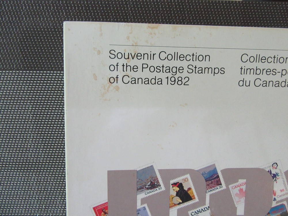 Canada Post - Annual Stamp Collection #25 - 1982 Collection Canada opened