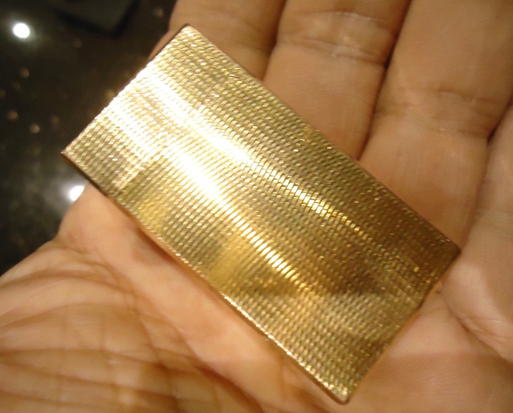 Flaminaire Vinci Lighter - Gold Plated - Textured Pattern - Pouch