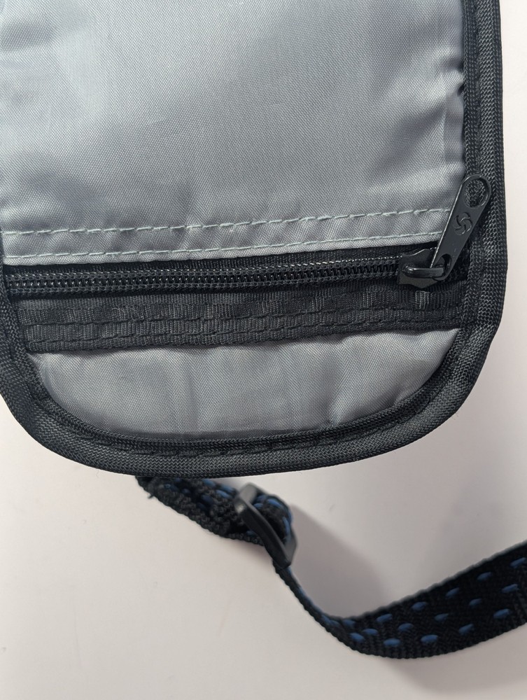 Samsonite Camera Bag Small 6.5”-Black with Carry Strap