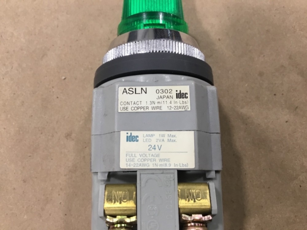 Idec ASLN Green Selector Switch 24V #005E3