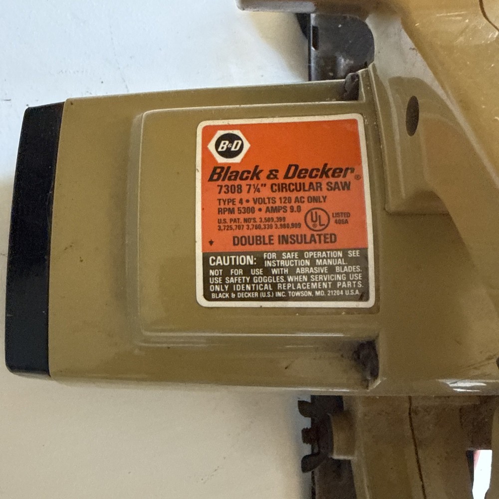vintage Black & Decker Model 7308 circular saw