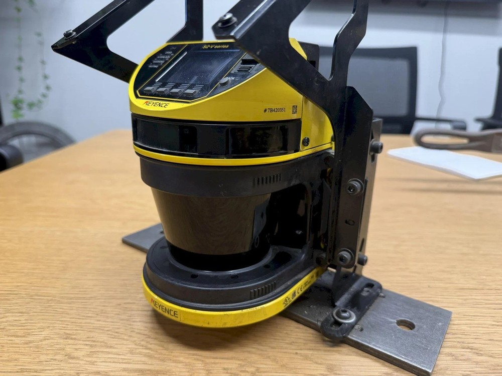 2024 KEYENCE MODEL SZV04X SAFETY LASER SCANNER, MULTI-FUNCTION TYPE, WITH CAMERA