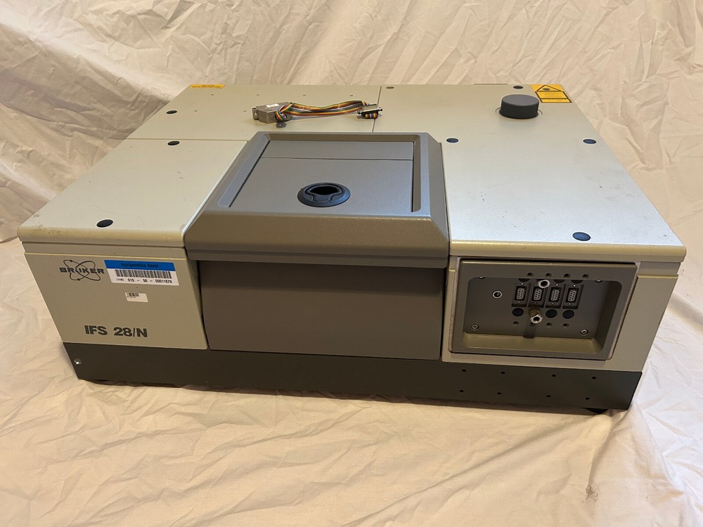Bruker IFS 28/N NIR Spectrometer