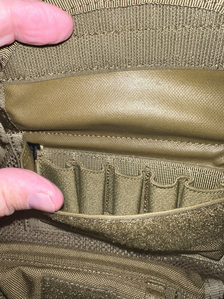 BlackHawk Tactical Vest – Combat Load Carrier, Tan EXCELLENT