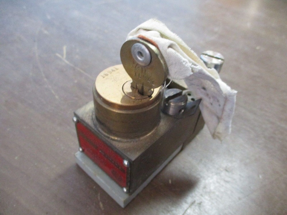 Superior Interlock S105813Y Used