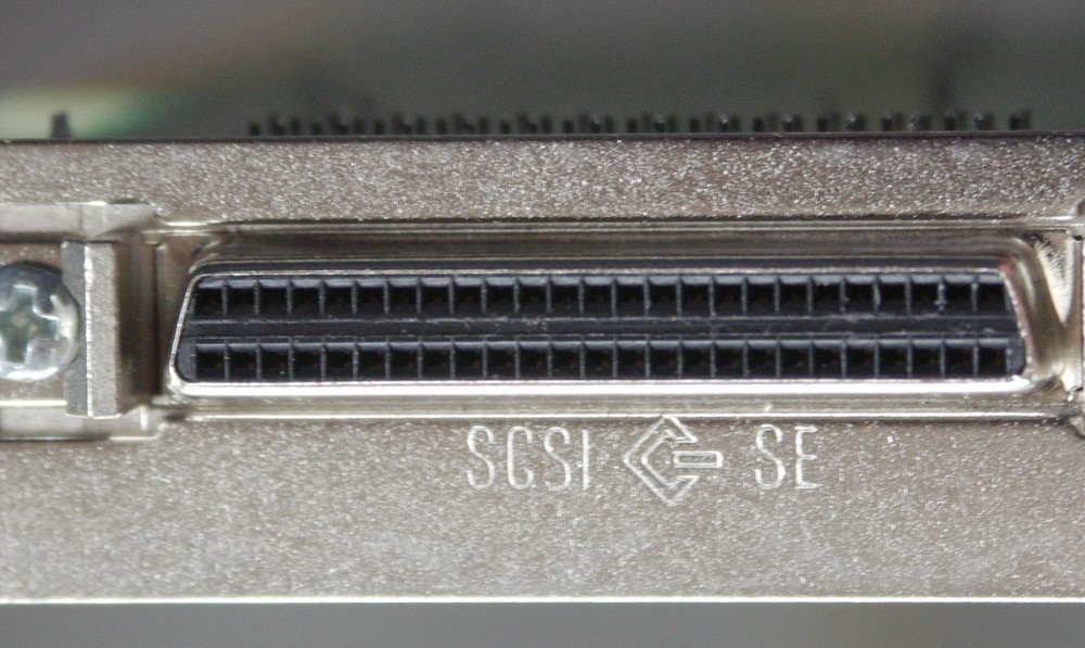 Adaptec AHA-2930CU PCI SCSI Controller Adapter 50 pin