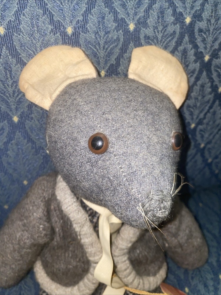 Country Primitive Shelf Setting 14” Mouse