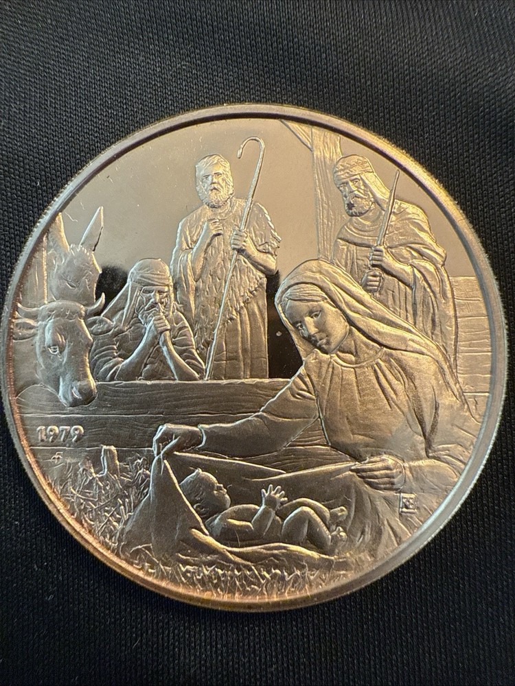 Christmas Commemorative Medallions Franklin Mint?