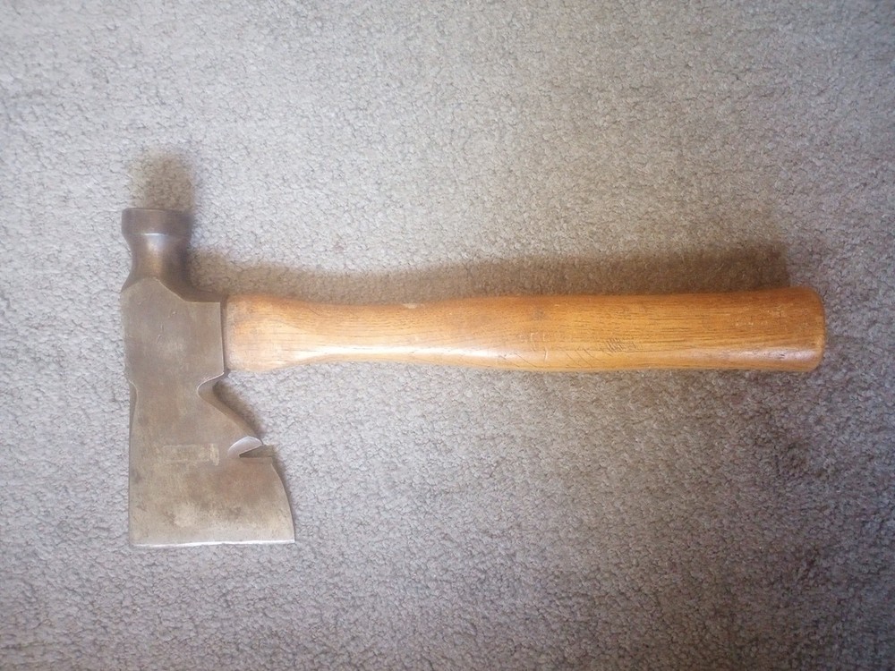 Genuine Plumb Carpenders Hatchet