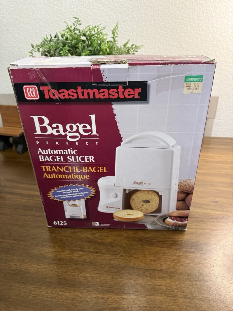 Toastmaster Automatic Bagel Slicer Electric White Great Condition