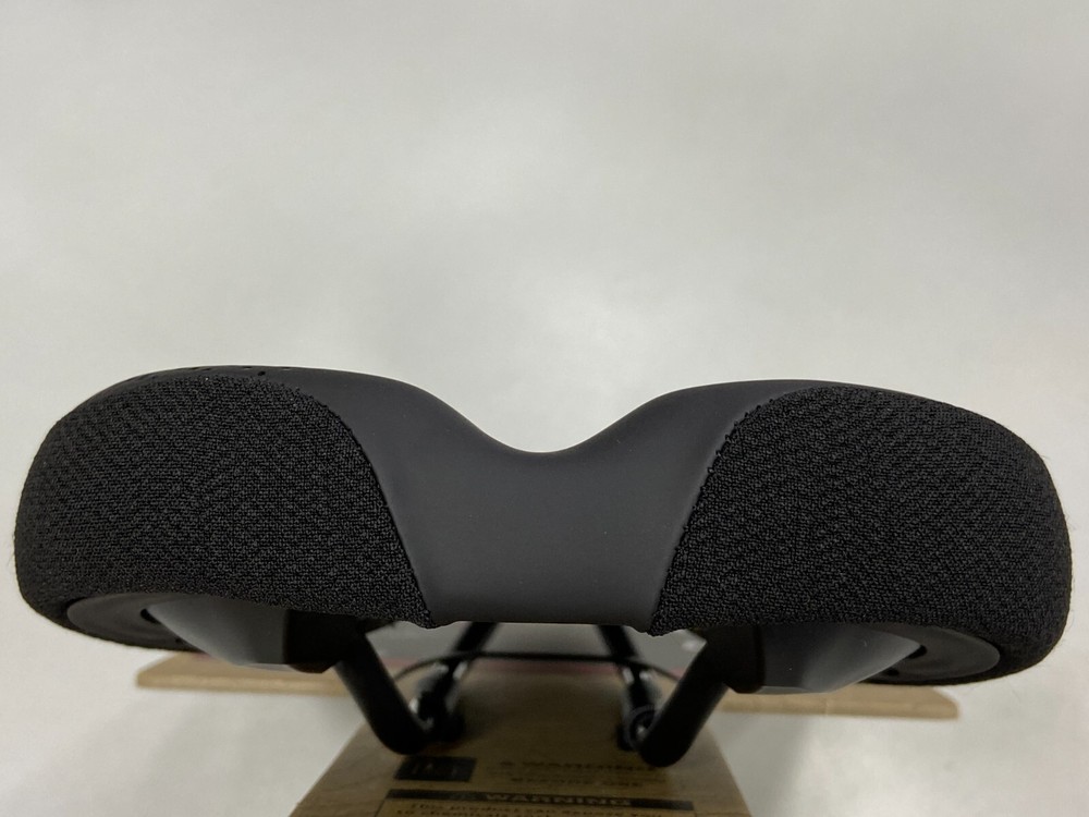 WTB Volt Wide Titanium Rail Medium Padding 150x265mm Saddle (Black)