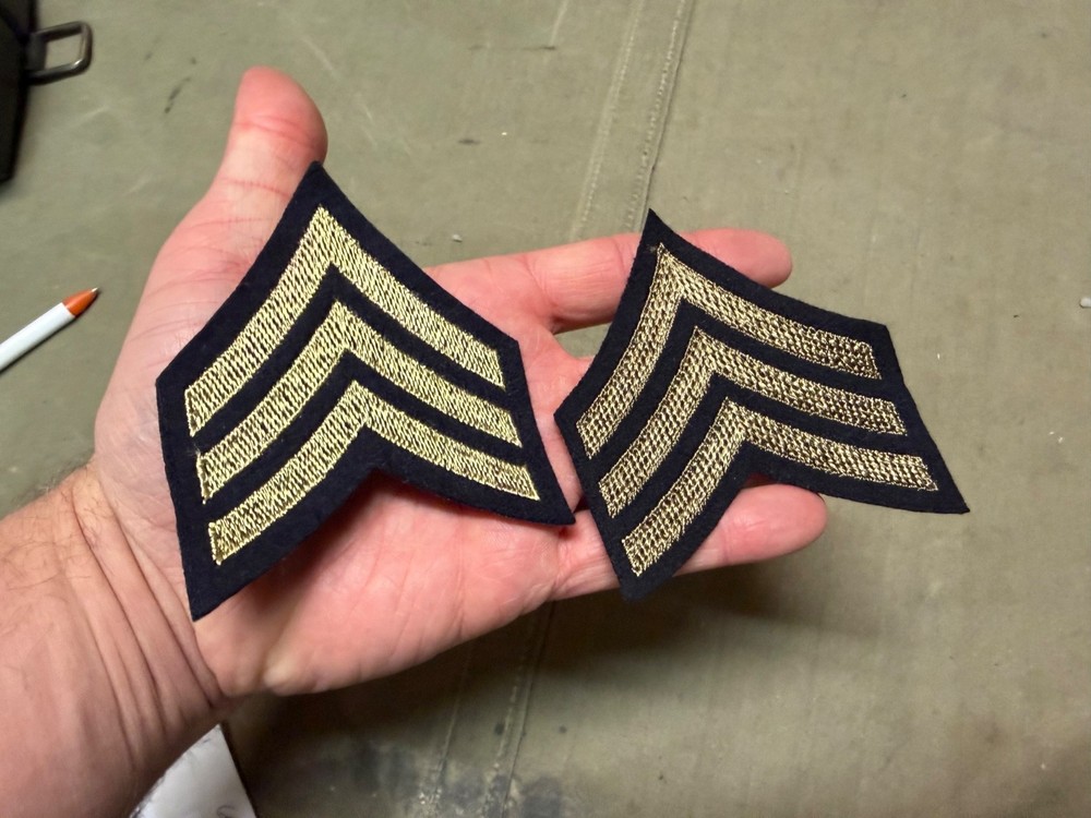 ORIGINAL WWII US ARMY SERGEANT SLEEVE RANK WOOL CHEVRONS