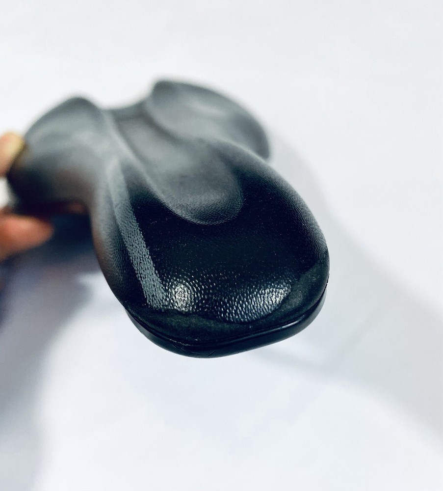 Giant Contact Forward Saddle Black- Used