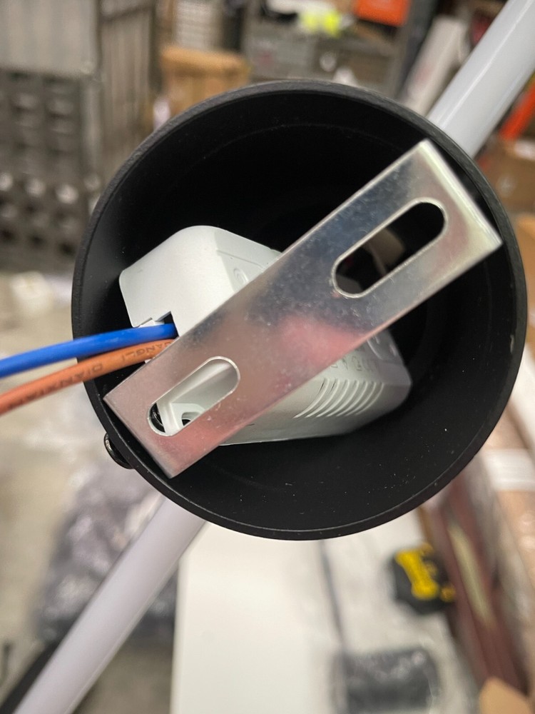 2x Ceiling / Wall Mounted Lights Minimalist Style