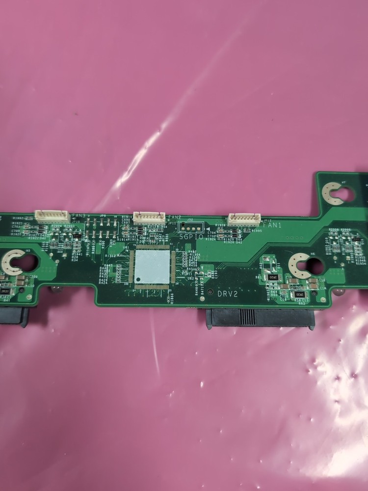 Dell CS24-SC F1D Server SAS/SATA Backplane DAS29RTB4B0