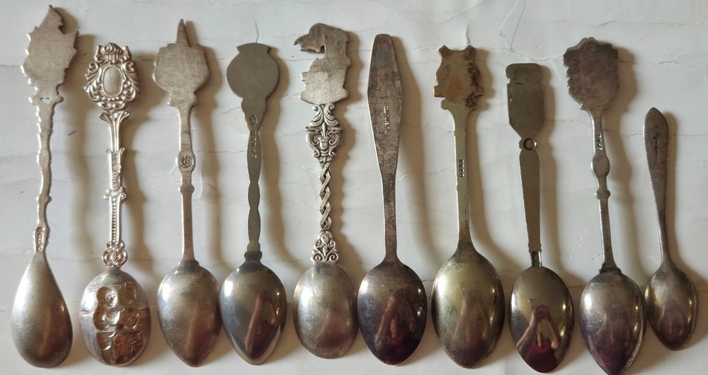 SOUVINER PLATED SILVER SPOONS (( 10 SPOONS )) GROUP B
