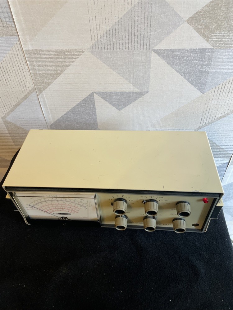 Heathkit Utility Solid State Voltmeter Model IM-16 with Probes Vintage