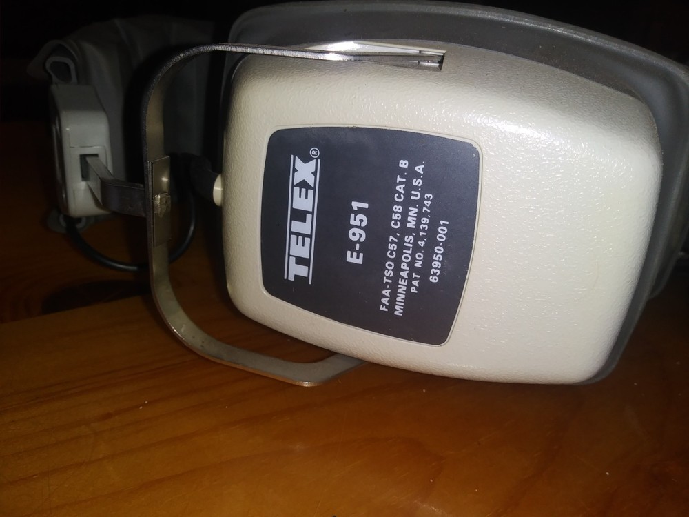 2x Telex E-951 Headsets