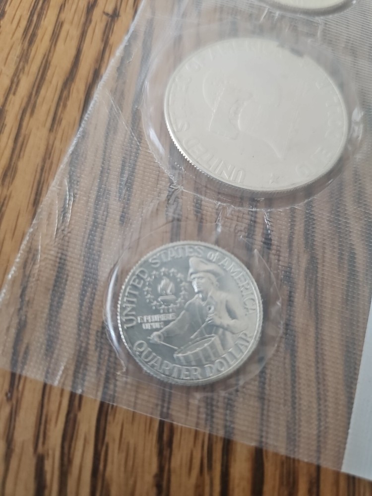 Rare Bicentennial 40% Silver Set $1 $.50 $.25
