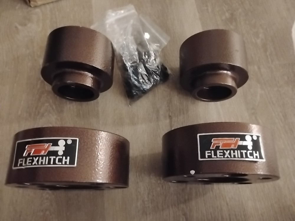 FlexHitch 3.5" Front + 3" Rear Leveling/Open Box