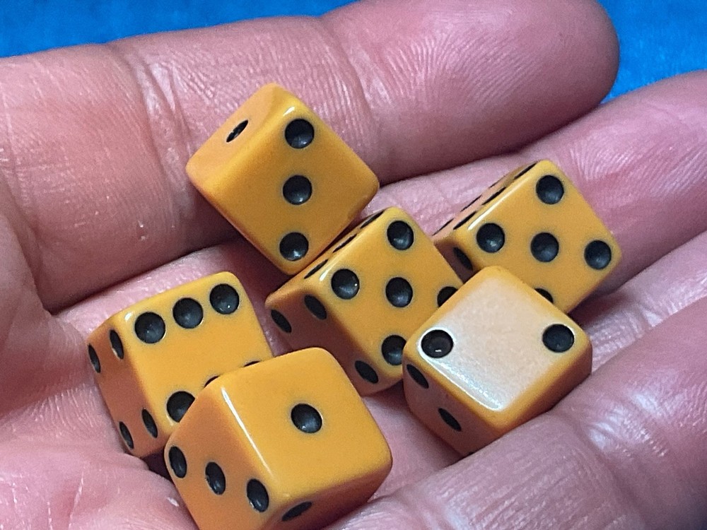 6——-SMALLER BAKELITE DICE WITH MISMATCHED PIPS ———--D-1