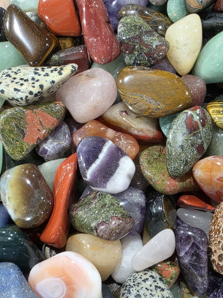 High Quality MIXED GEMSTONES & 🔮 CRYSTAL 2LB LOTS.