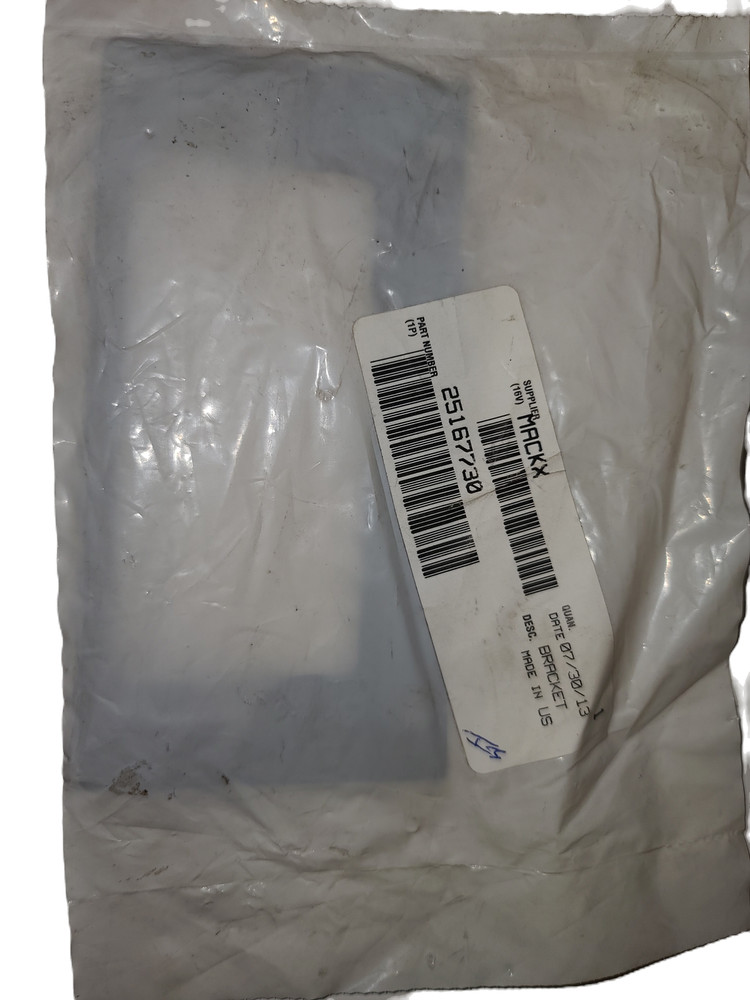 25267730 Mack Bracket