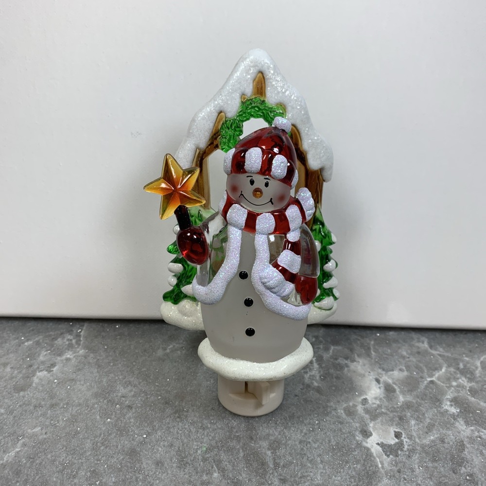Snowman Nightlight Christmas Plug in Light Plastic 6"