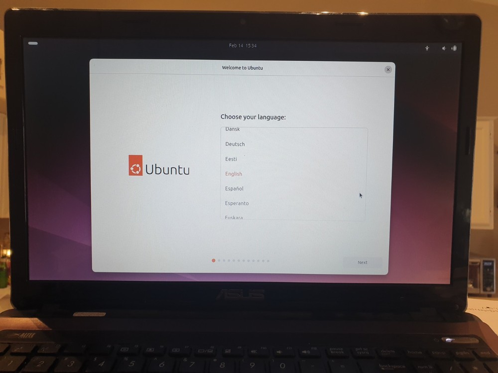 Linux Ubuntu 24.04.3 LTS, 64-bit, Bootable Live and Install USB Flash Drive