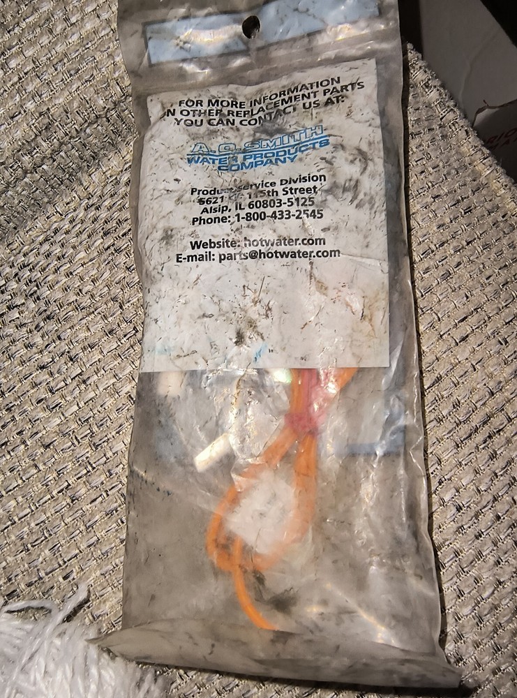 AO Smith 181954-2 Burner Assembly Ignition Assembly Brand NEW