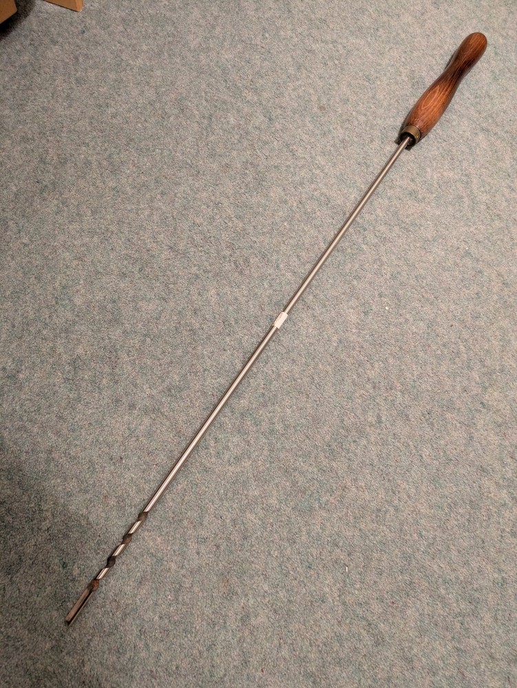 60 cm long, 5/16 inch Hand Shell Auger. 24 inch shaft.
